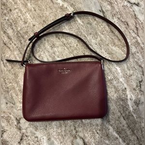 NWOT Kate Spade ♠️ Leila Triple Gusset Crossbody